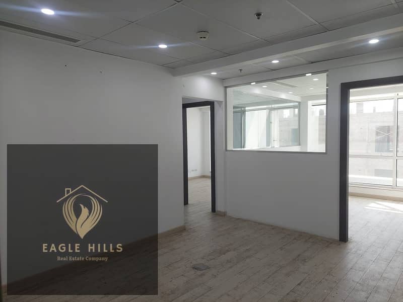 مقر ادري للايجار في ترافيم كومبلكس في التجمع علي التسعين الشمالي متشطب بالتكيفات  office for rent in trivium complex on 90north 8