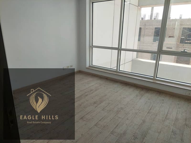 مقر ادري للايجار في ترافيم كومبلكس في التجمع علي التسعين الشمالي متشطب بالتكيفات  office for rent in trivium complex on 90north 9