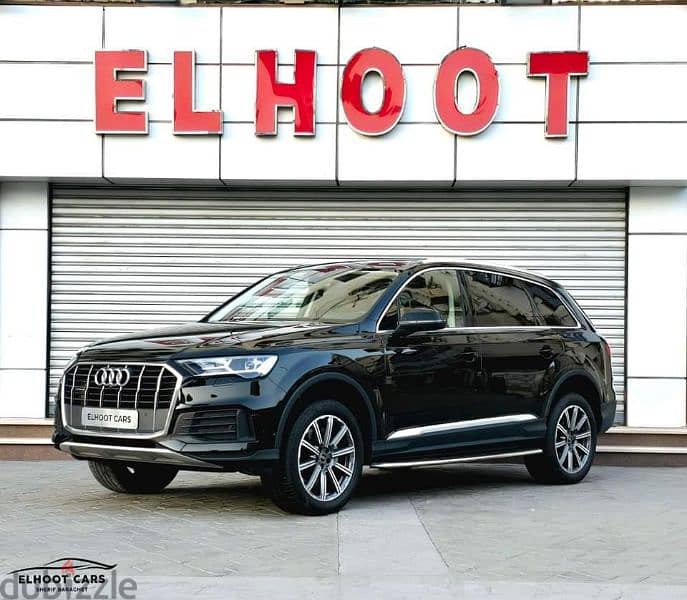 الوحيدة :   AUDI  Q7
موديل  :    2022
 عداد  :   17  كم فقط 1