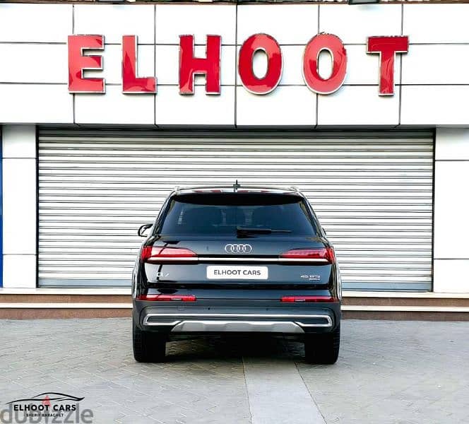 الوحيدة :   AUDI  Q7
موديل  :    2022
 عداد  :   17  كم فقط 2