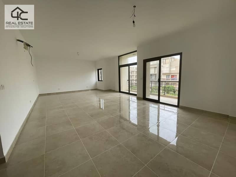 Apartment finished with air conditioners for sale in installments, first floor, in Zed East, Fifth Settlement 8