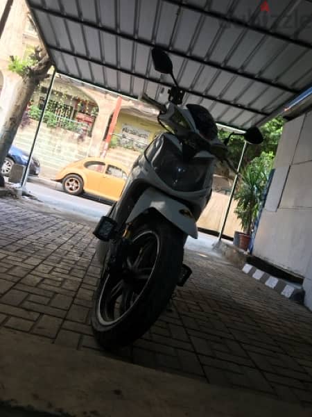 اسكوتر sym sr 150cc 6