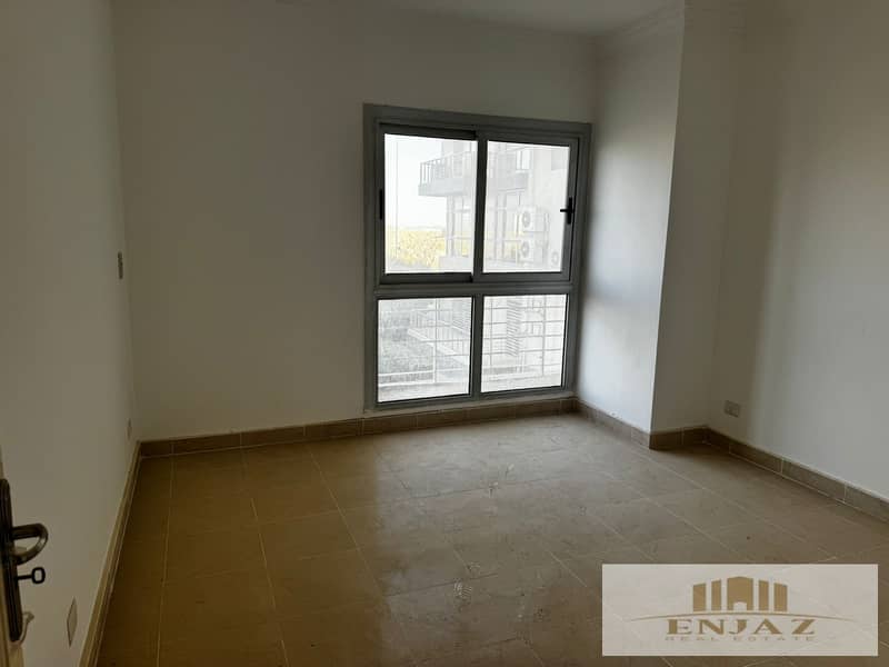 Apartment for rent in madinaty B8, wide garden view, first resident, area ( 148 sq ) 12