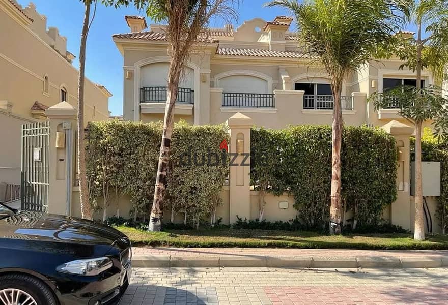 A villa with a private garden is ready for immediate receipt in the heart of Shorouk City in El Patio 5 Compound 4