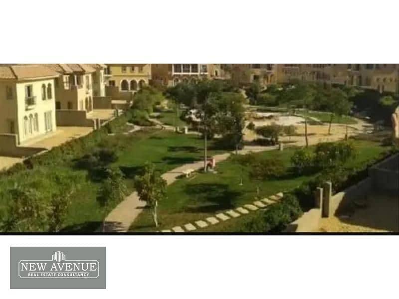 Overlooking green landscape standalone in Dyar El mukhabarat ,2 master bedrooms,3 bedrooms ,9 Split unit ACS 3