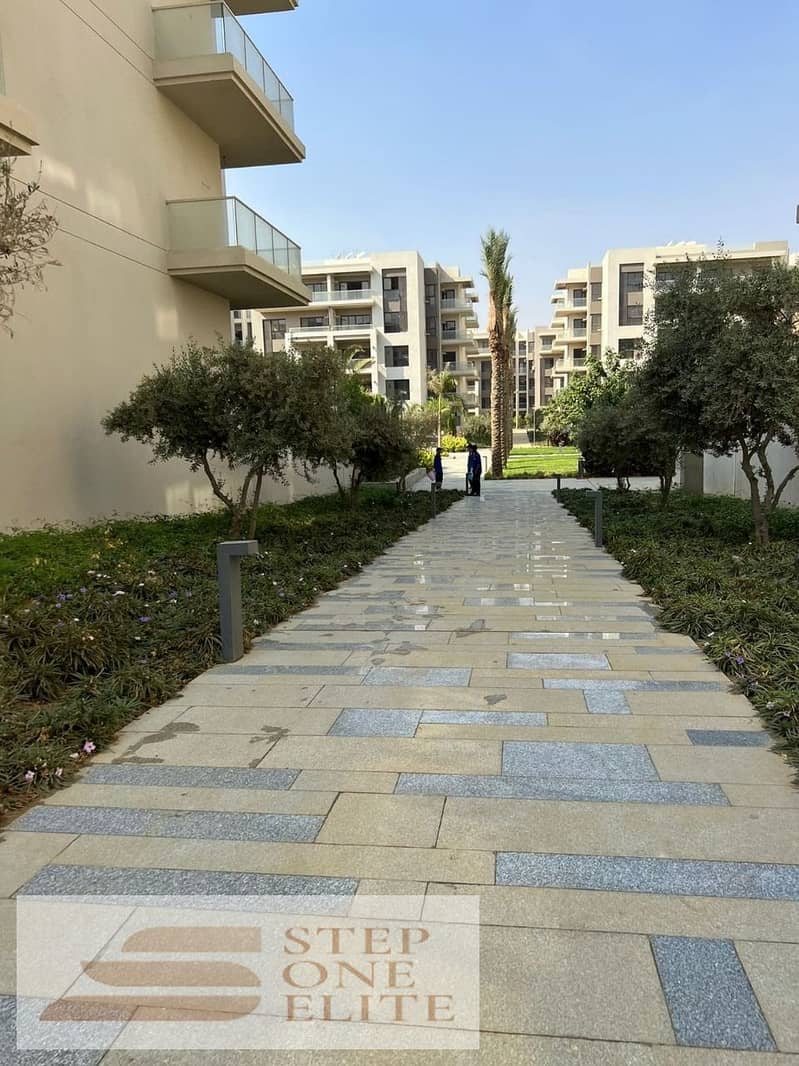 Apartment (immediate delivery) for sale in Fifth Settlement, near Cairo International Airport 5