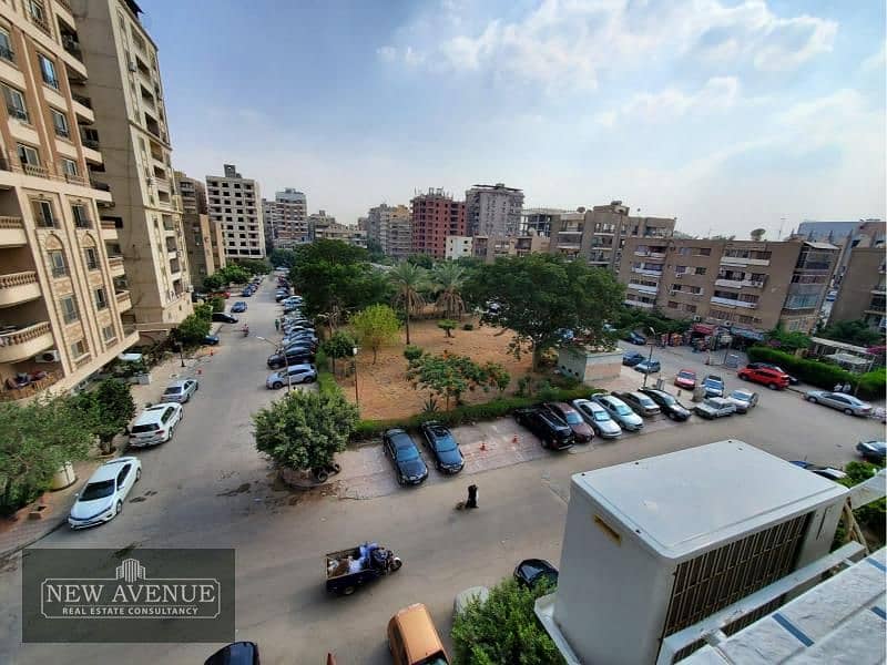 Bahary 4th floor apt for sale View on the big square garden Infront of el hadeka el dawlia ,Nasr city 6