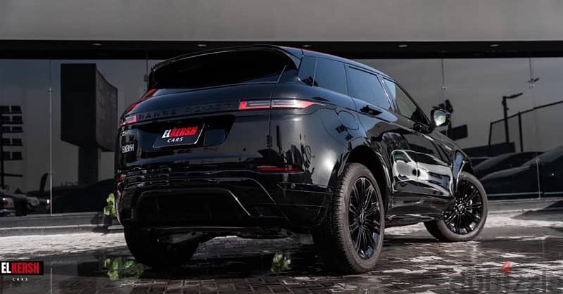 Land Rover Evoque 2023 4