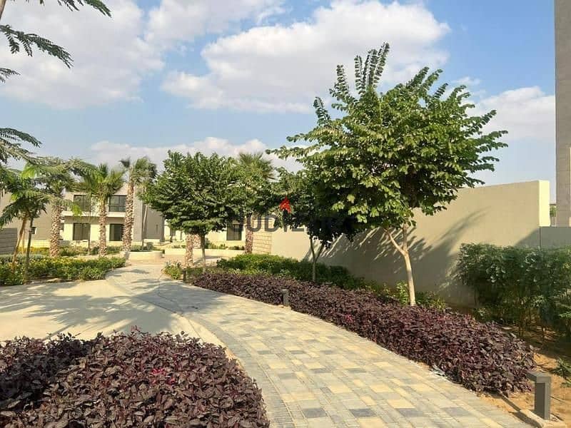 تاون هاوس كورنر ريسيل على طريق السويس مباشرة بجانب الرحاب  فى كمبوند سوان ليك Swan Lake residence 6