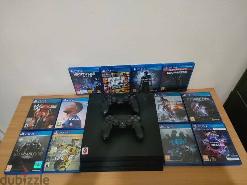 PS4 إماراتي pro 1TB with library of games  ومعاه دراعين 3