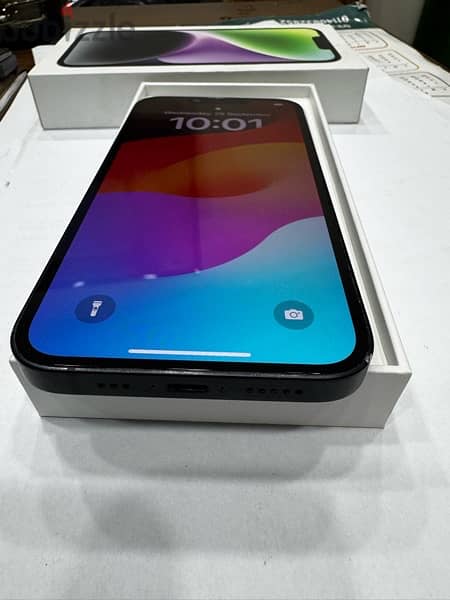 iPhone 14  128giga بحالة ممتازة 2