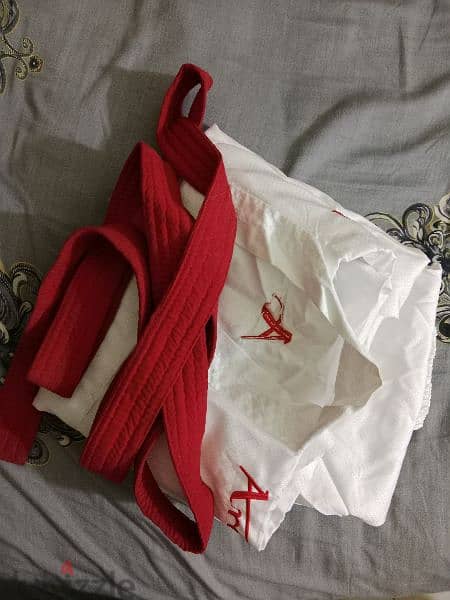 karate dress. لباس للكاراتية 4