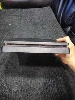 playstation 4 slim