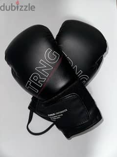 decathlon boxing gloves(original) 0