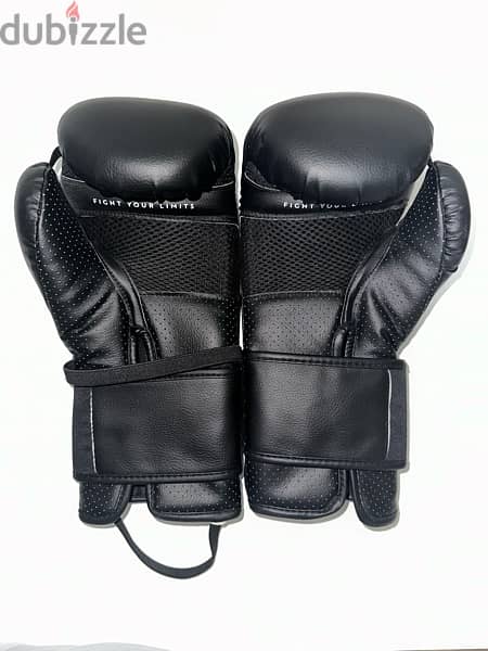 decathlon boxing gloves 3