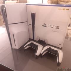 playstation 5 slim cd 1 tb معاه دراعين وأكونت بلس اكسترا