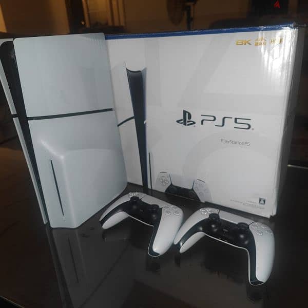 playstation 5 slim cd 1 tb معاه دراعين وأكونت بلس اكسترا 1