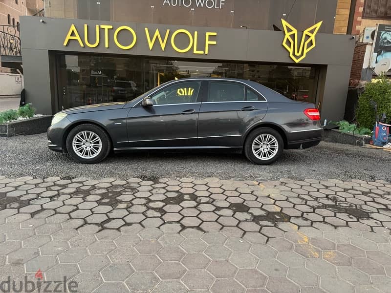 Mercedes E250 2012 - مرسيدس ٢٠١٢ لا تحتاج مصروف 2