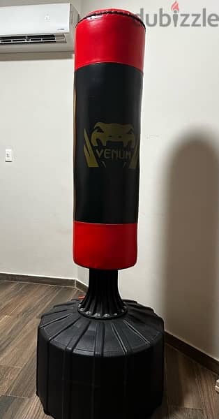 venum heavy boxing bagكيس ملاكمة 2