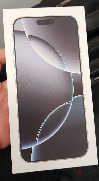 iPhone 16 peo max 256 Titanium white 0