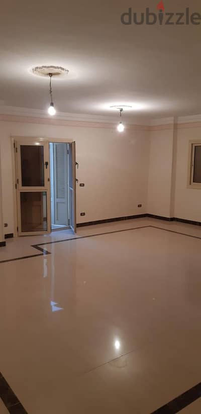 160m apt 1st floor, 3 bedrooms, Oak kitchen, Tagamoo, price deducted