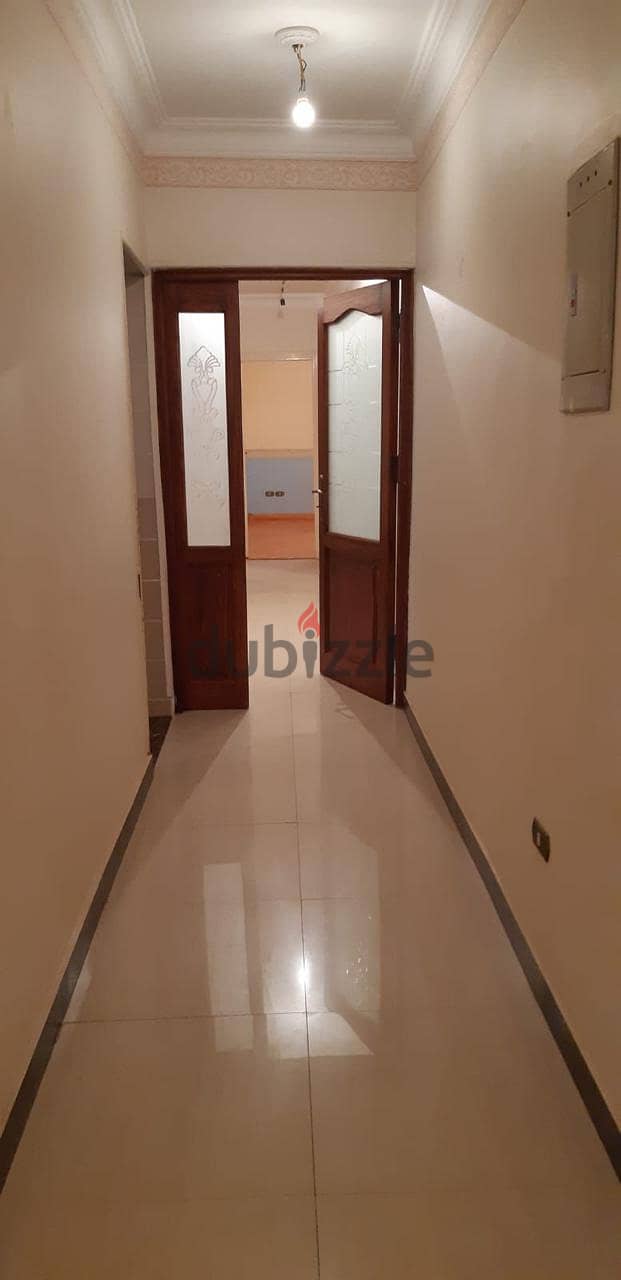 160m apt 1st floor, 3 bedrooms, Oak kitchen, Tagamoo, price deducted 5