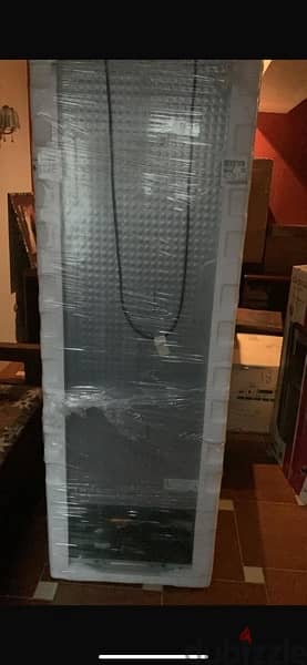 New sealed Samsung 344 Liter refrigerator 1