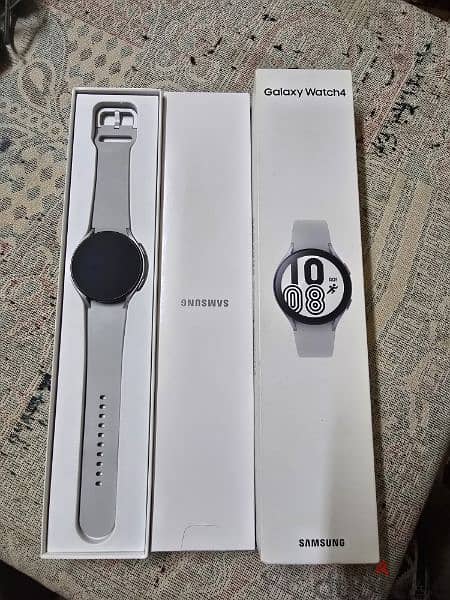 galaxy watch 4 44mm as new 0