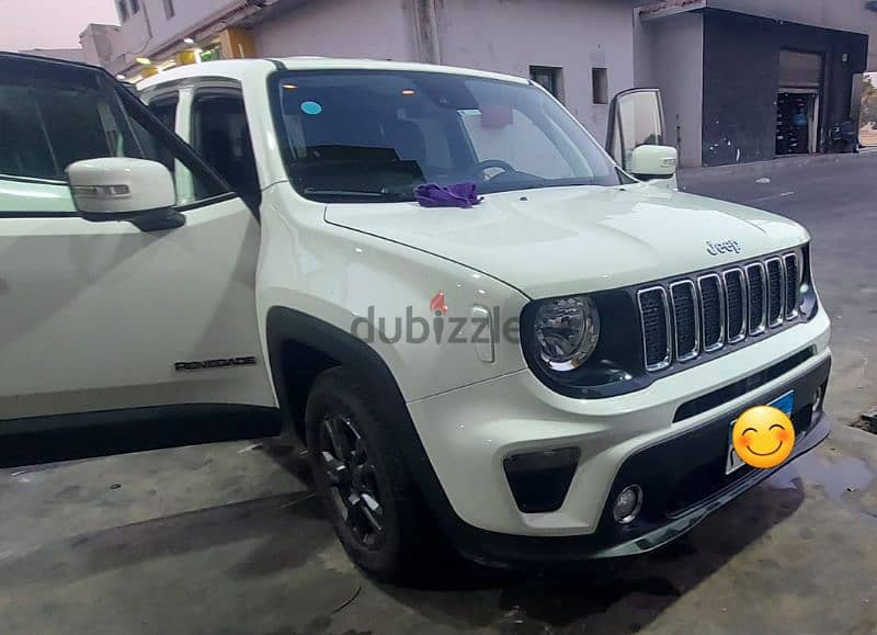 Jeep Renegade 2022 كسر زيرو تسعه الاف كيلو 7