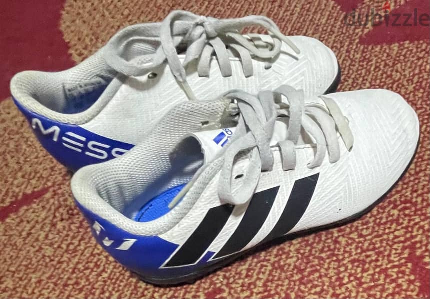 Football shoes حزاء كرة قدم أطفال ---- adidas original 29 3