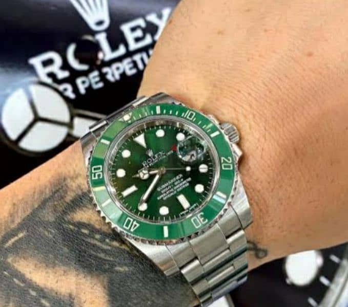 Rolex collections mirror original 
sapphire crystal 1