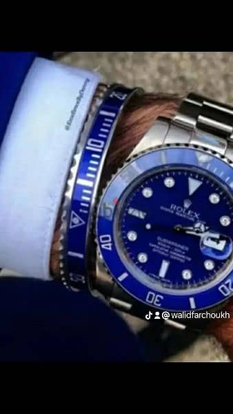 Rolex collections mirror original 
sapphire crystal 10