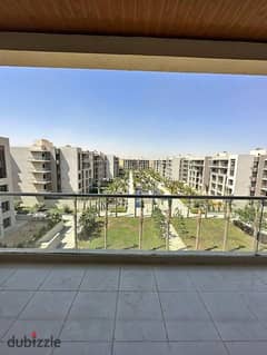 Apartment for sale ready to move in golden square new cairo شقه استلام فوري بجولدن اسكوير بالتجمع مساحه كبيره