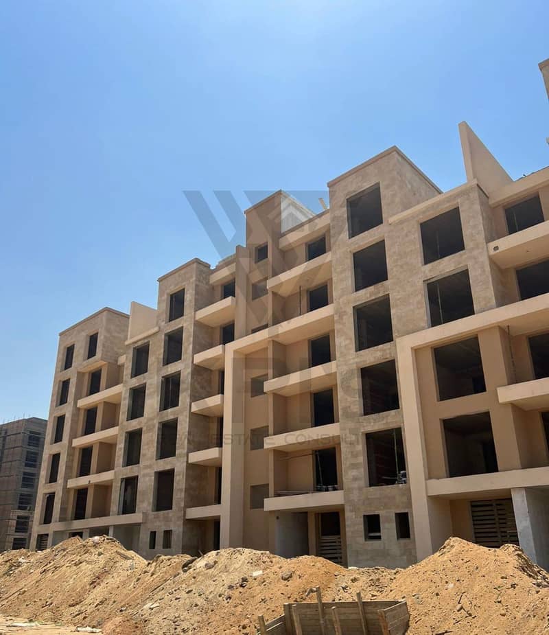 ستوديو ريسيل فيو مزدوج جاردن وبحيره تاج سيتي |  Cairo / New Cairo / Taj City Compound 3