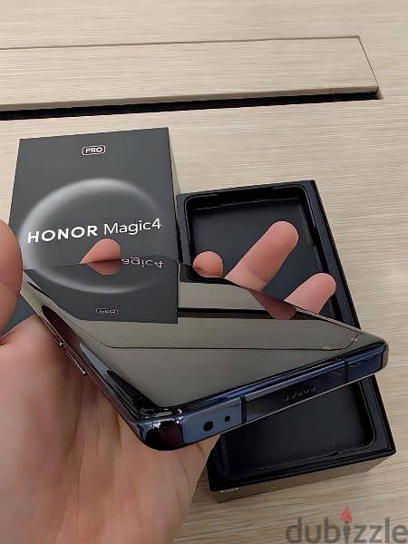 جديــد مـن امريكا هونر ماجيك 4 برو 5G 
Honor Magic 4 Pro 5G (٥١٢ جيجا) 8