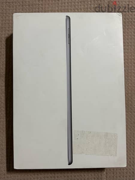 iPad 5th generation 32gb with box 0