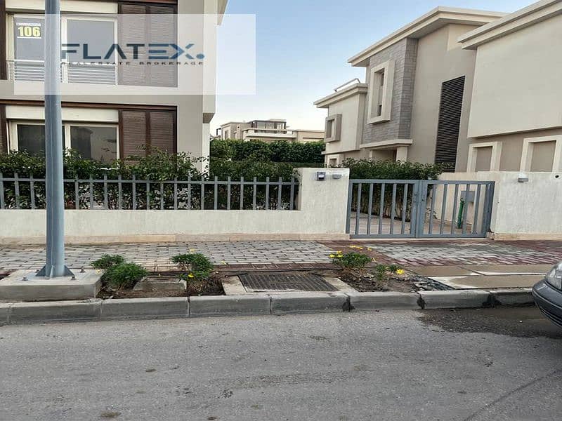 Stand alone villa for rent, semi-furnished, in the best location 26