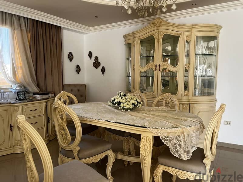 full dinning room in a very good condition       …. سفره ٨ كراسي 1