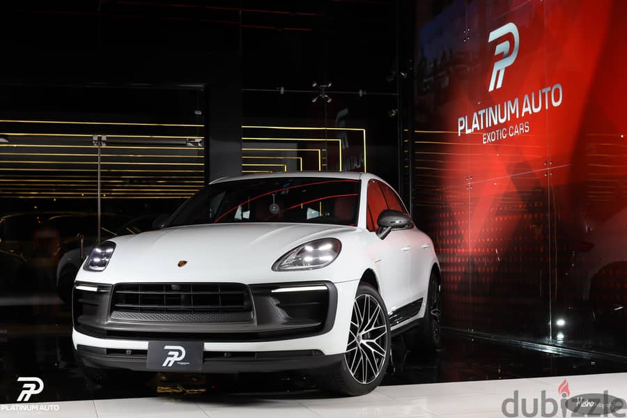 Porsche Macan T 2024 0