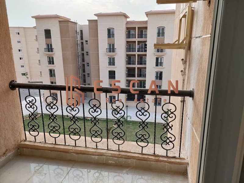 211m for sale in New Seventh, installments 5