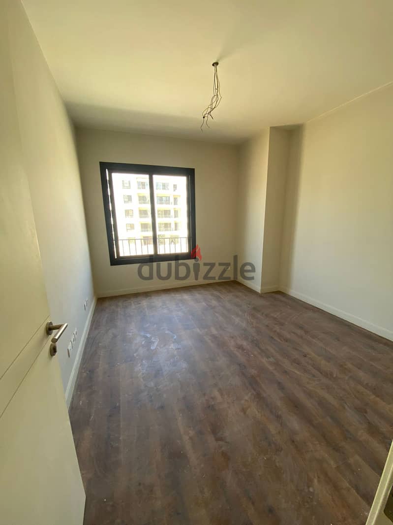 Penthouse for rent at O-west بنتهاوس للإيجار بكمبوند أويست أكتوبر 11