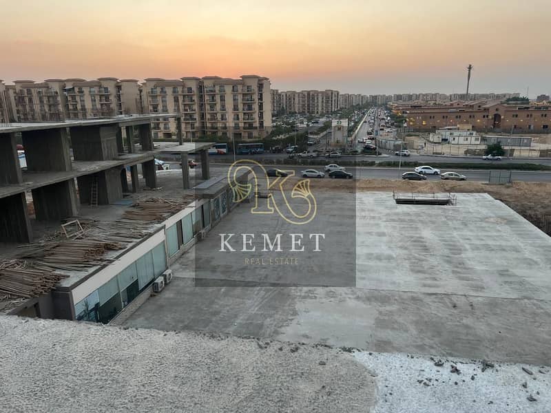 COMMERCIAL GROUND  FOR SALE 346.5 SQ M YOUSIF ELSIBAIE DIRICT FRONT OF 23 ELREHAB GATE WITH REVENUE FIRST YEAR 9980000 NEW CAIRO 9