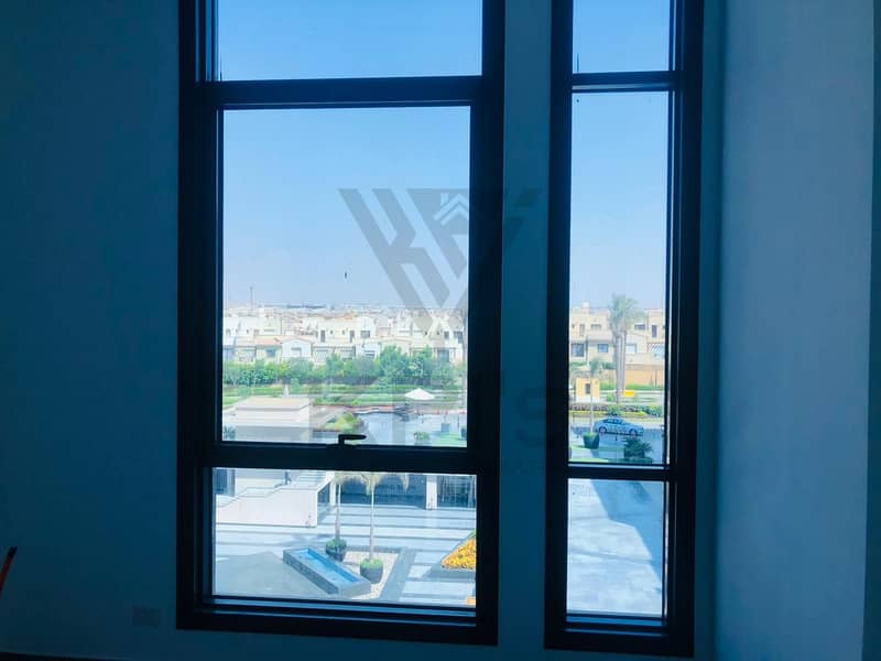 عياده|متشطبه|ميفيدا|ايترنا|استلام فوري|50متر|غرفه | Cairo / New Cairo / Mivida Compound 10