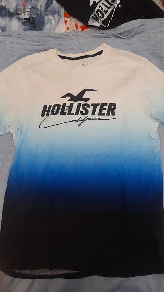 Hollister tshirts original 1