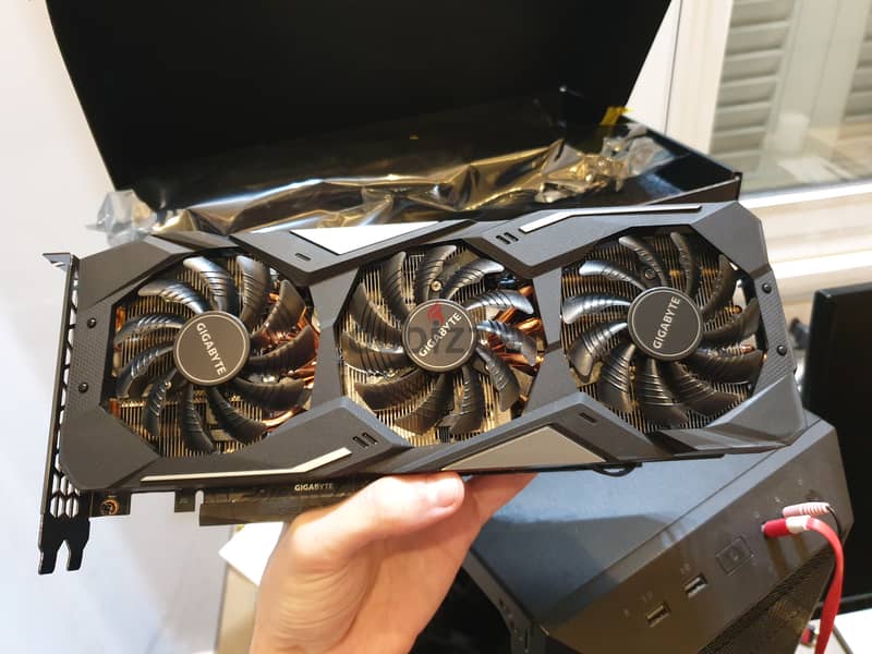 RTX 2060 SUPER 8GB X3 GAMING OC Gigabyte 2