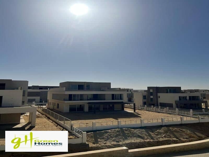 Standalone with very prime location and best price with Installments in Palm Hills New Cairo 8