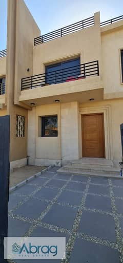 Twin house for rent, first residence inside Alma Compound, super deluxe finishing 0