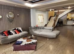 Duplex with garden, 360 sqm, private pool in South Academy