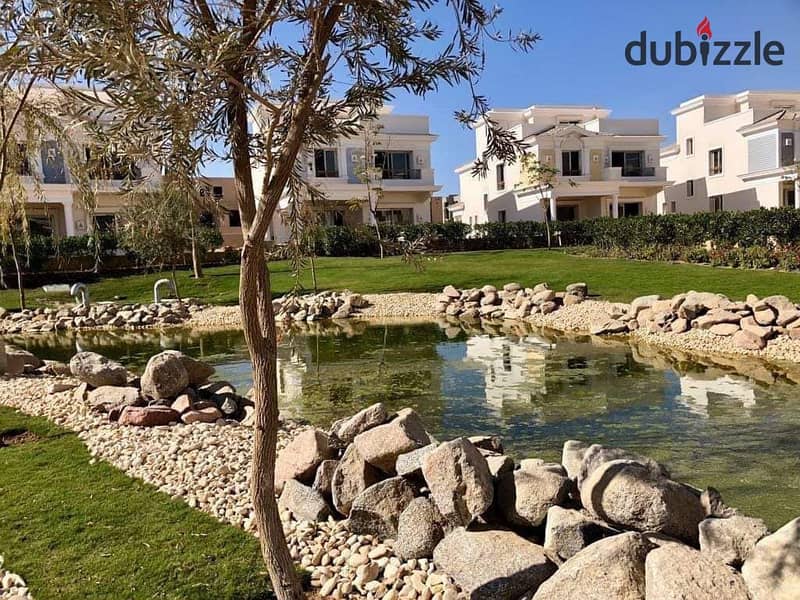 View and receive immediately a townhouse with an independent garden in Mountain View next to New Giza 8