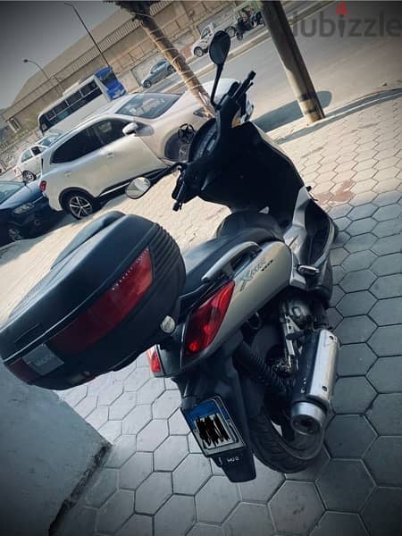 yamaha x-max 250cc 3